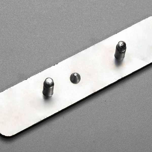 Plat Logo Logam