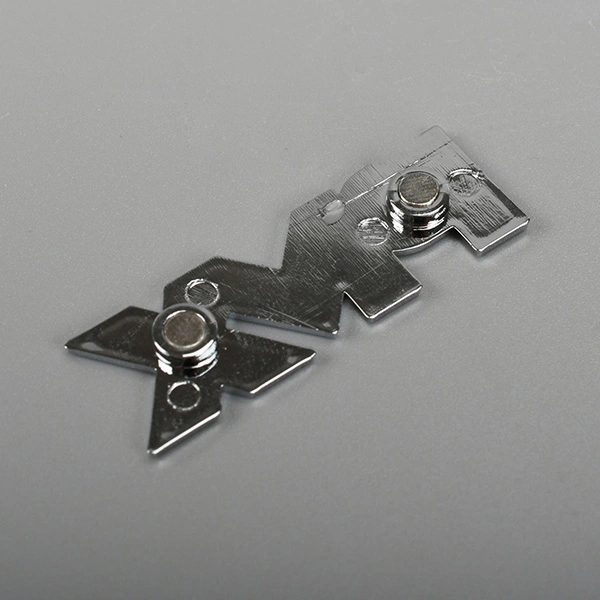 Pelekat Logo 3D Emblem Chrome