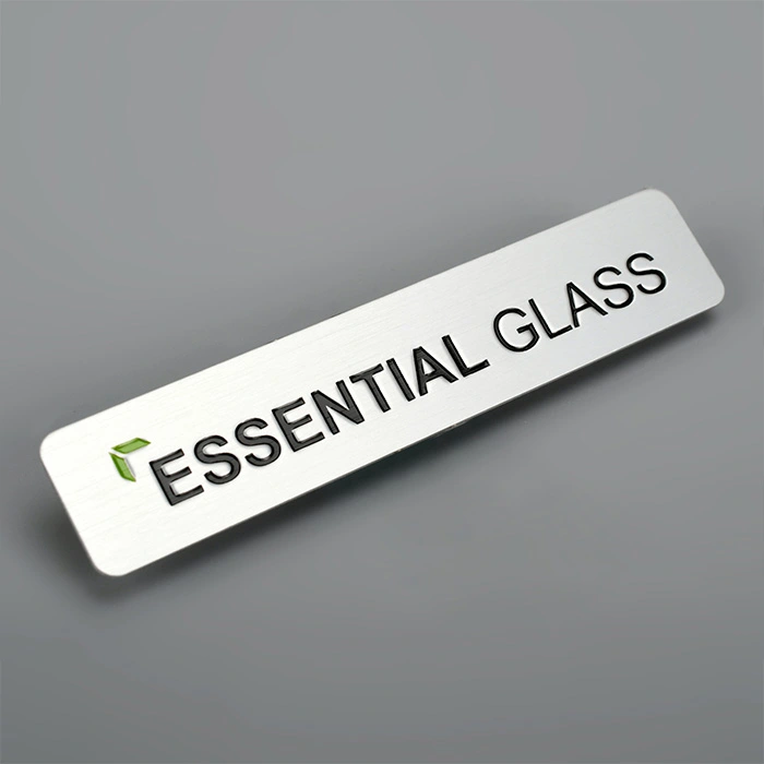 Label logam