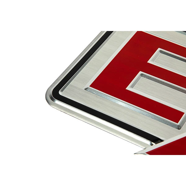 Papan Nama Berukir Aluminium