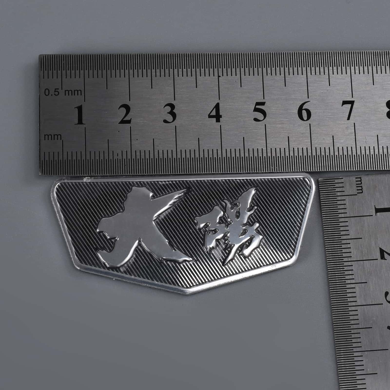 Logo Jenama Serlahkan Logo Aluminium