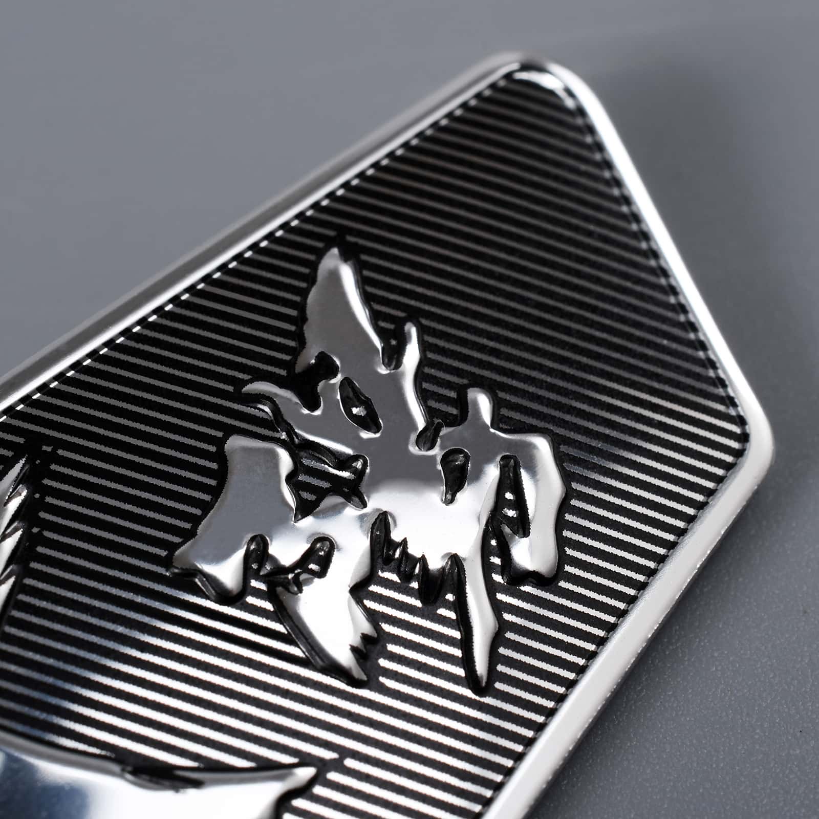 Logo Jenama Serlahkan Logo Aluminium
