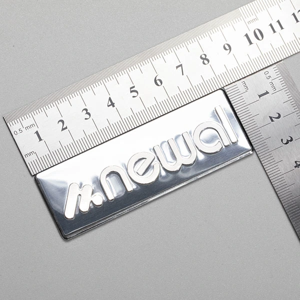 Pelekat Logo Aluminium