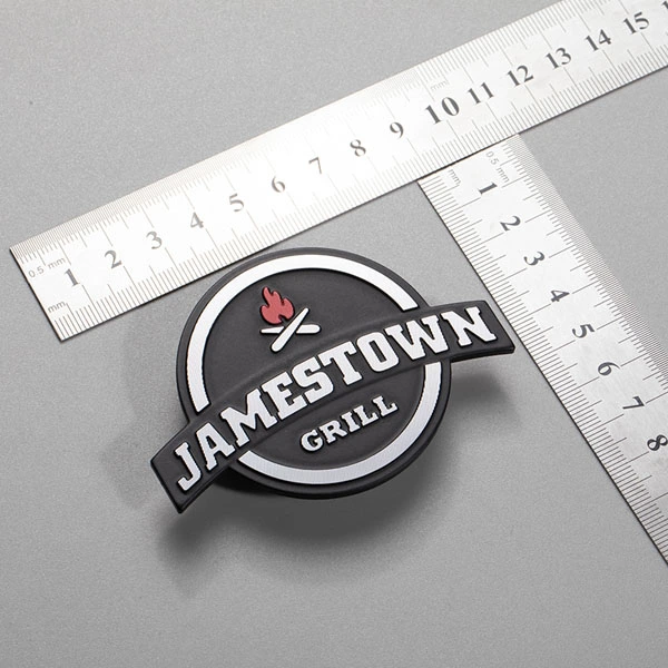 Label Aluminium Pelekat Logo Logam Tersuai untuk Produk
