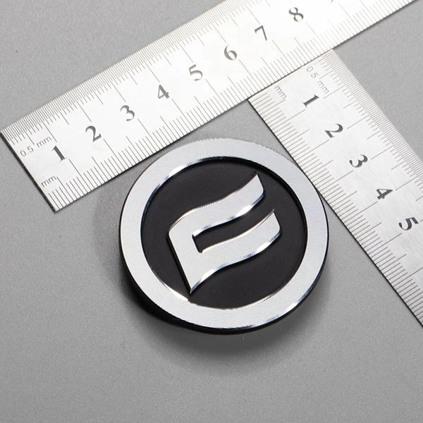 Label Logam Logo