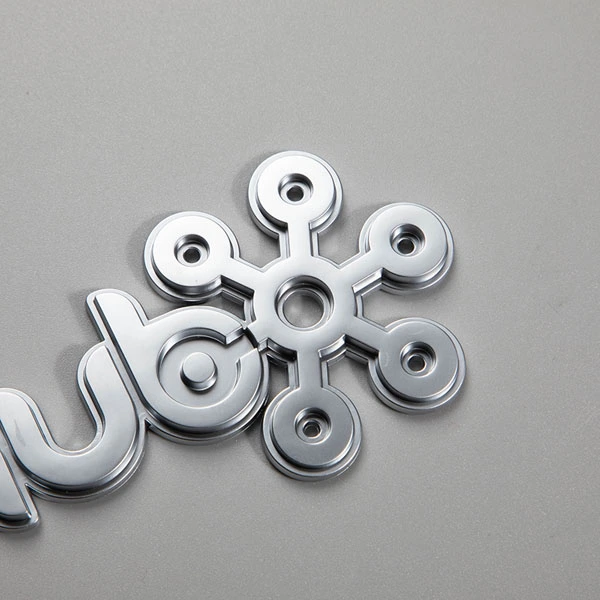 Label ABS Logo Chrome